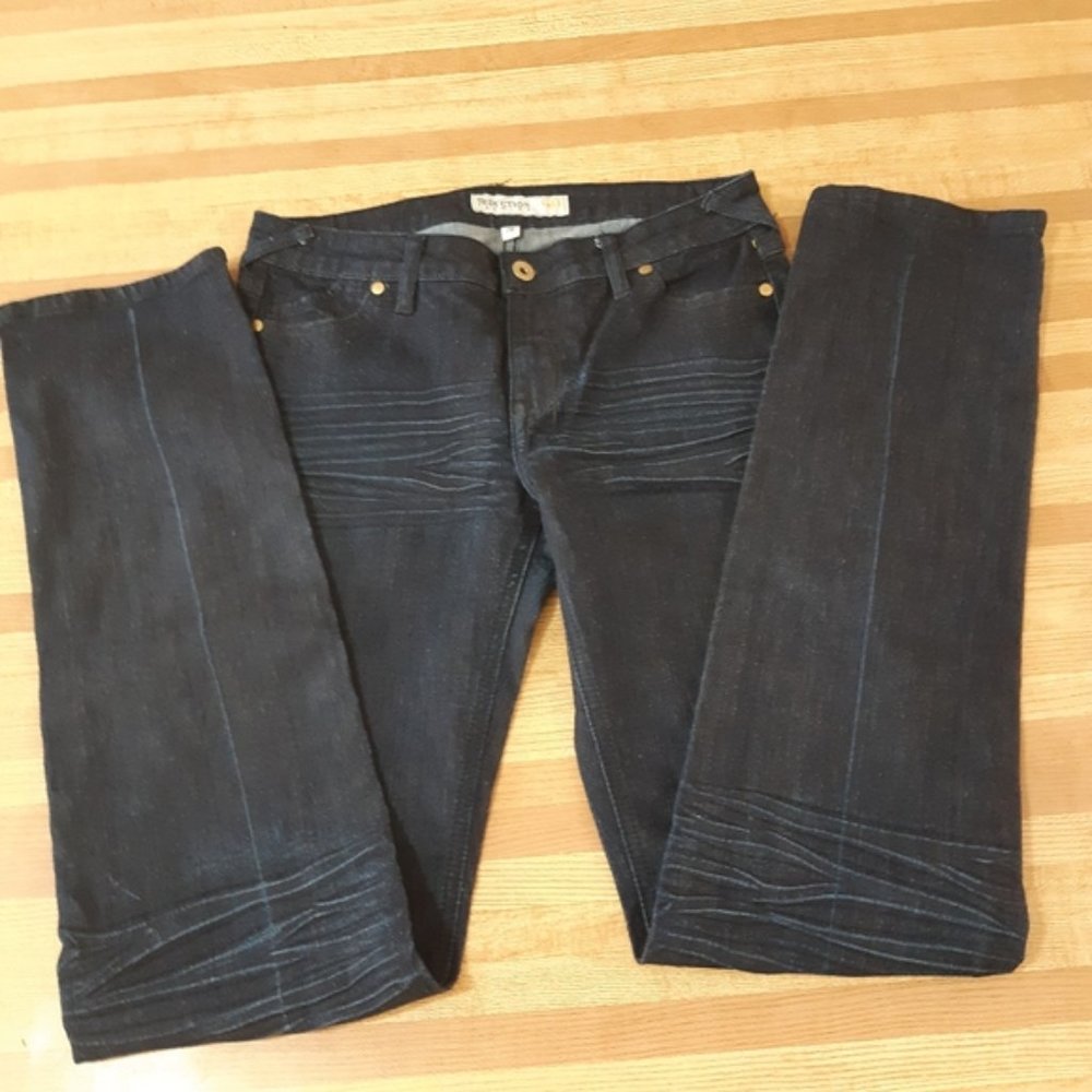 NWOT Blue Jeans Size 28 Seduction Fashion